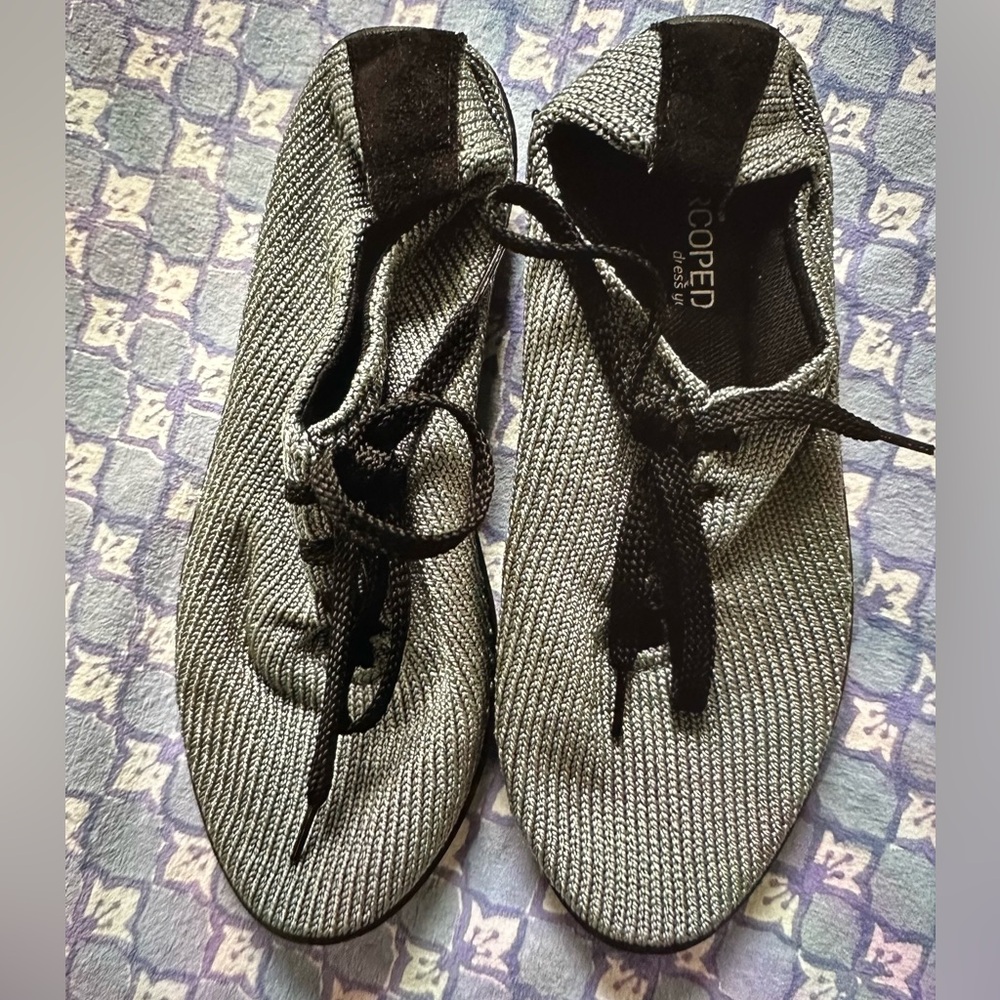 Arcopedico Black and Gray Knit Sneakers